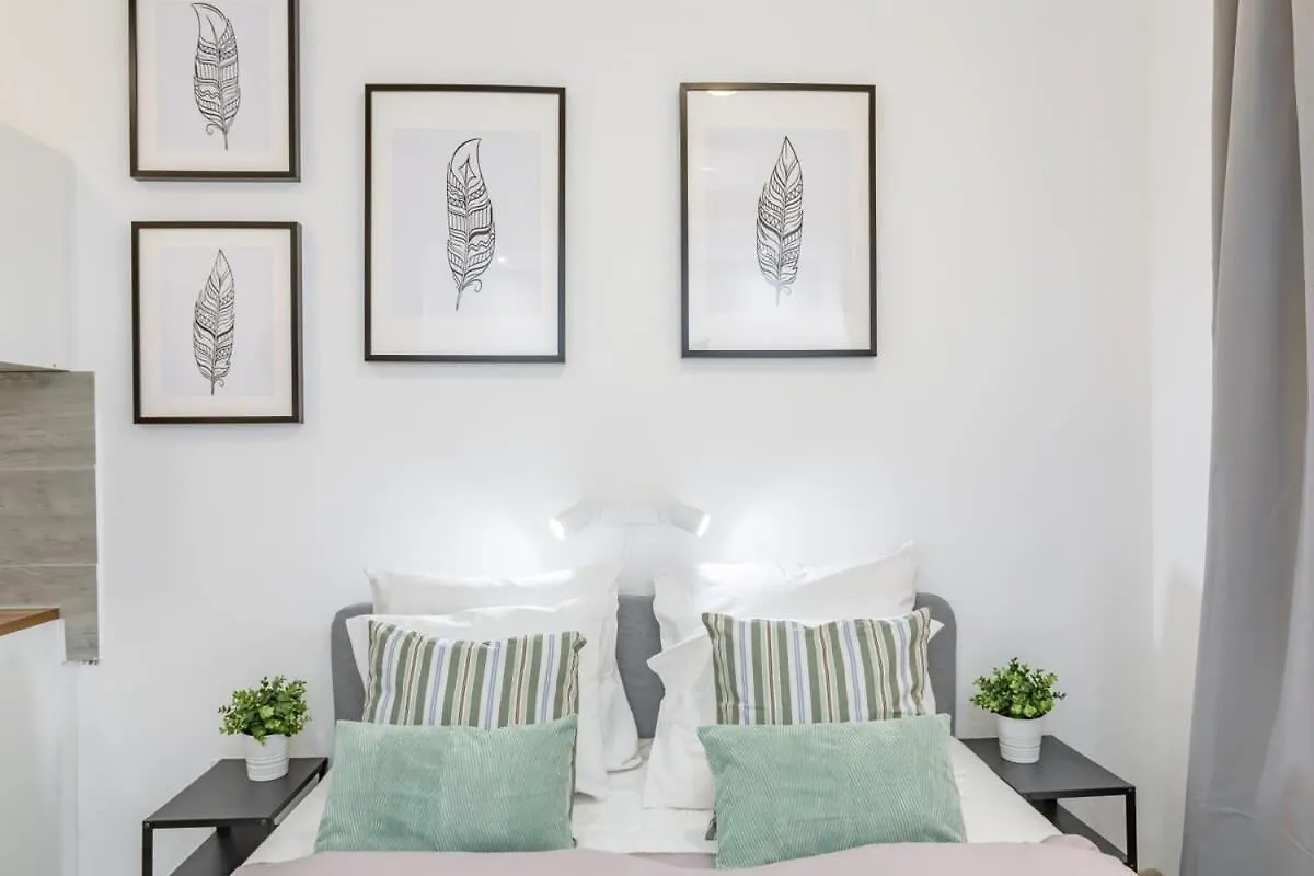 Modern Cozy Studio At The Center Budapest 0*,  Ungern